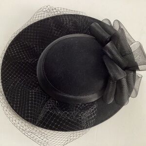 Vintage 80’s Hat SONNI San Francisco Wool Black Net Veil Bow